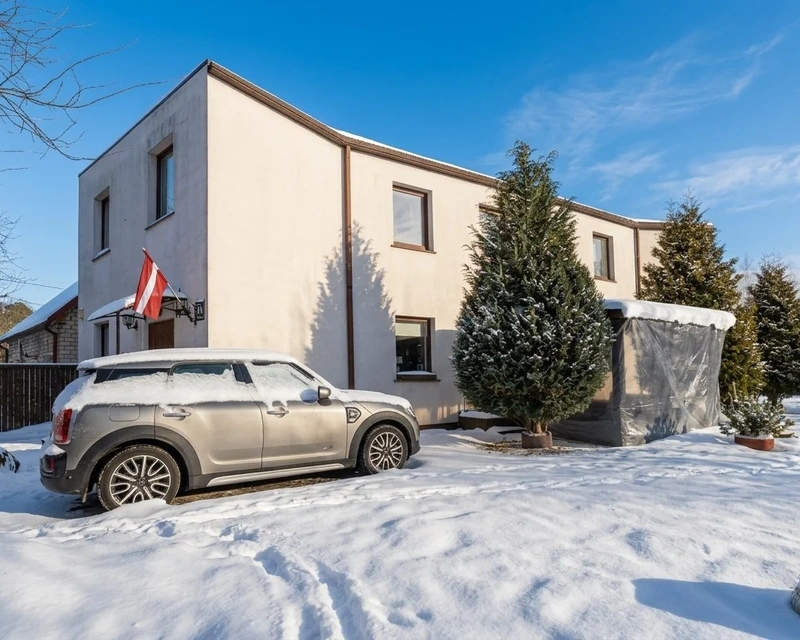 3 guļamistabu māja Dārzciemā