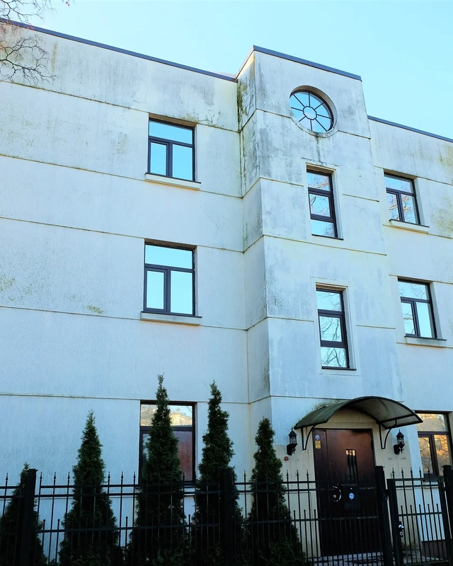 Iznomāju prestižu biroju Teikā