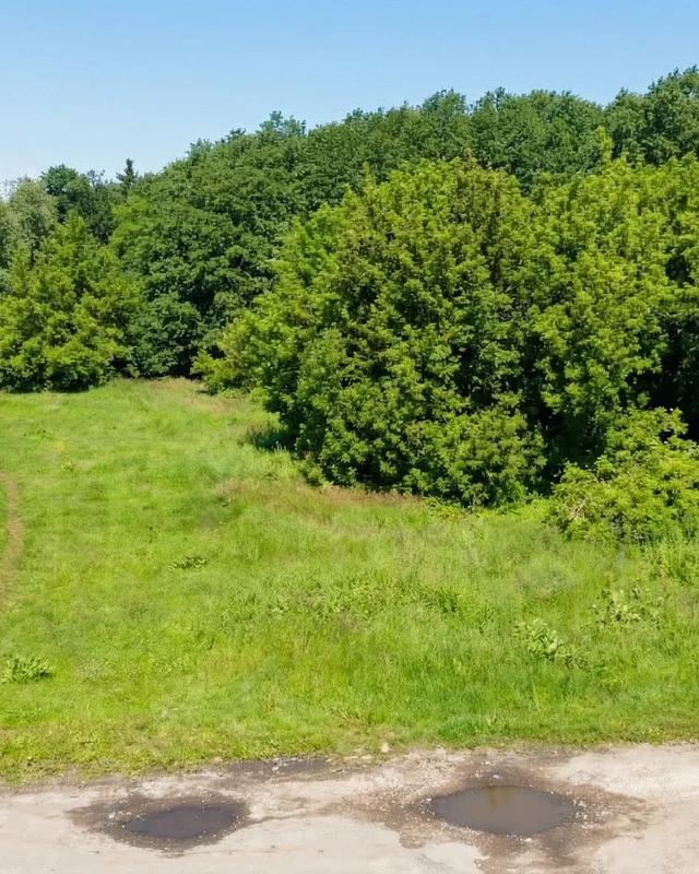 Rūpnieciskās apbūves zemes gabals Rīgā