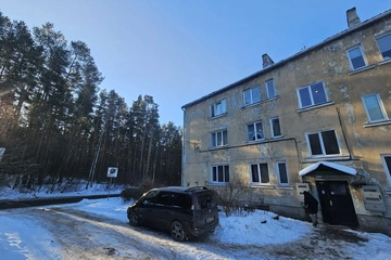 Divu istabu dzīvoklis Brekšos